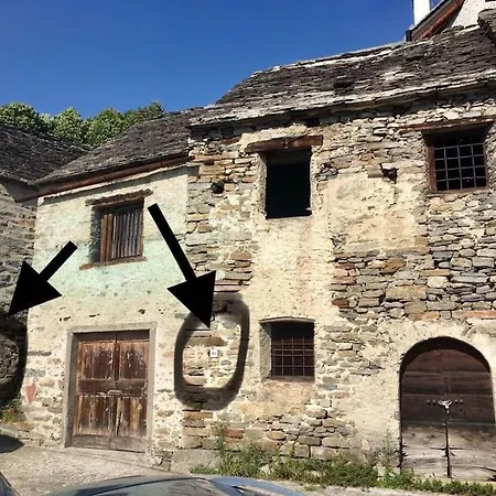 Lägenhet Antica Casa Rivoira Ciliegio