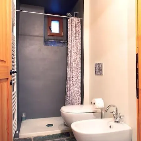 Antica Casa Rivoira Ciliegio Apartamento *